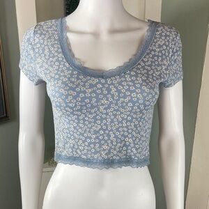 Aeropostale ditsy ribbed stretch Floral Lace Trim Blue Crop Top m medium